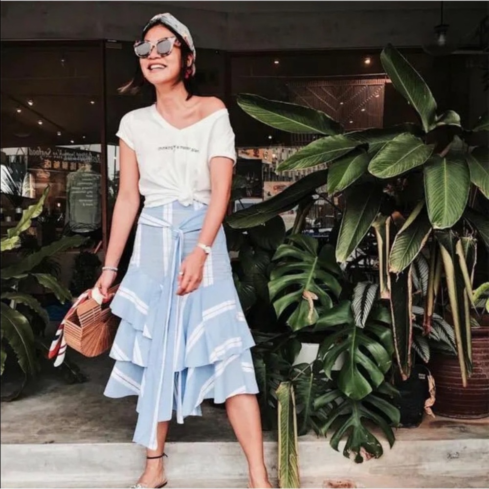 Zara Asymmetrical Blue and White Skirt NWOT - Picture 3 of 12